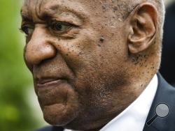  Bill Cosby walks from the Montgomery County Courthouse during his sexual assault trial in Norristown, Pa., Thursday, June 8, 2017. (AP Photo/Matt Rourke)
