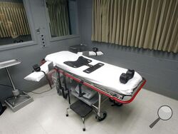 FILE - The execution room at the Oregon State Penitentiary is pictured on Nov. 18, 2011, in Salem, Ore. Oregon Gov. Kate Brown announced on Tuesday, Dec. 13, 2022, she is commuting the sentences of the 17 prison inmates in Oregon who have been sentenced to death to life imprisonment without the possibility of parole. (AP Photo/Rick Bowmer, File)