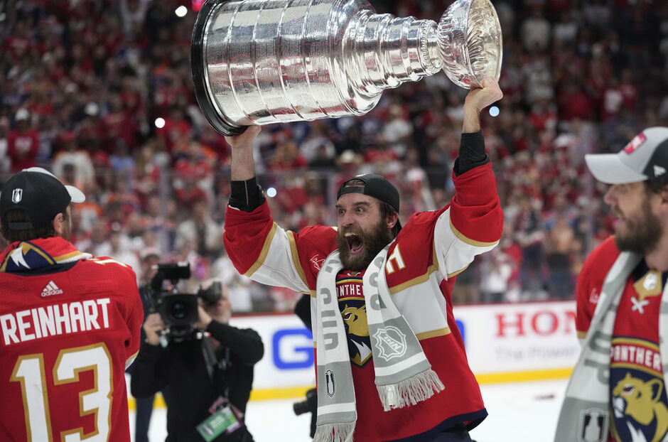 Top Cats Panthers win their 1st Stanley Cup, top Oilers 21 in Game 7