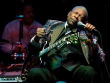 In this Feb. 16, 2007 file photo, B.B. King performs at the Wicomico Youth and Civic Center, in Salisbury, Md. Matthew S. Gunby/The Daily Times via AP) 